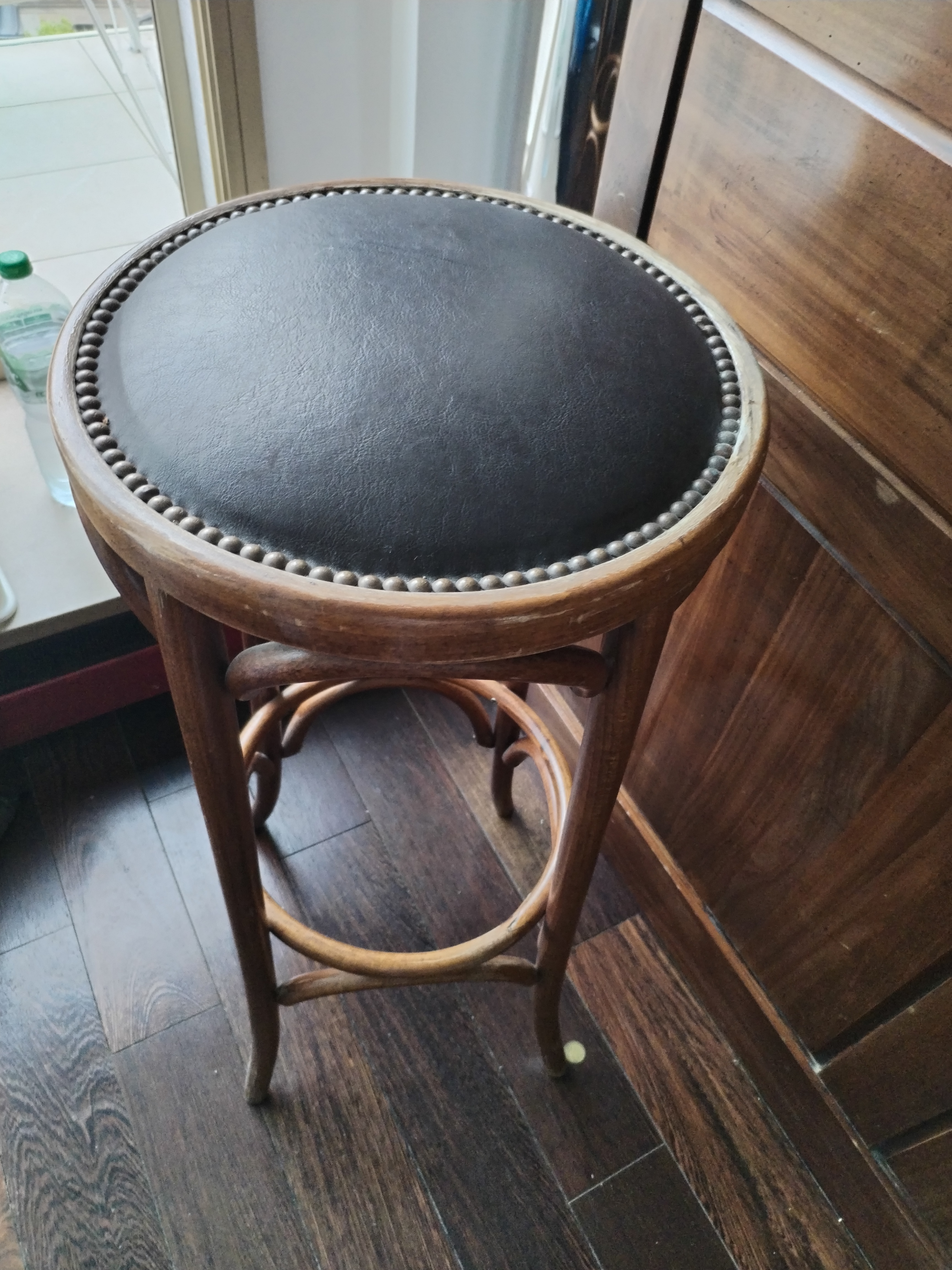 Bar en merisier 1700 Paris 6 (75)