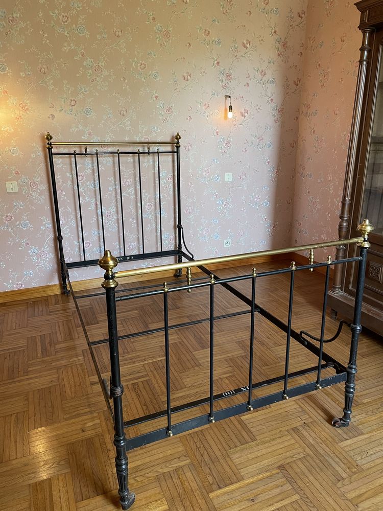 Lit m�tal ancien 120 Naujac-sur-Mer (33)