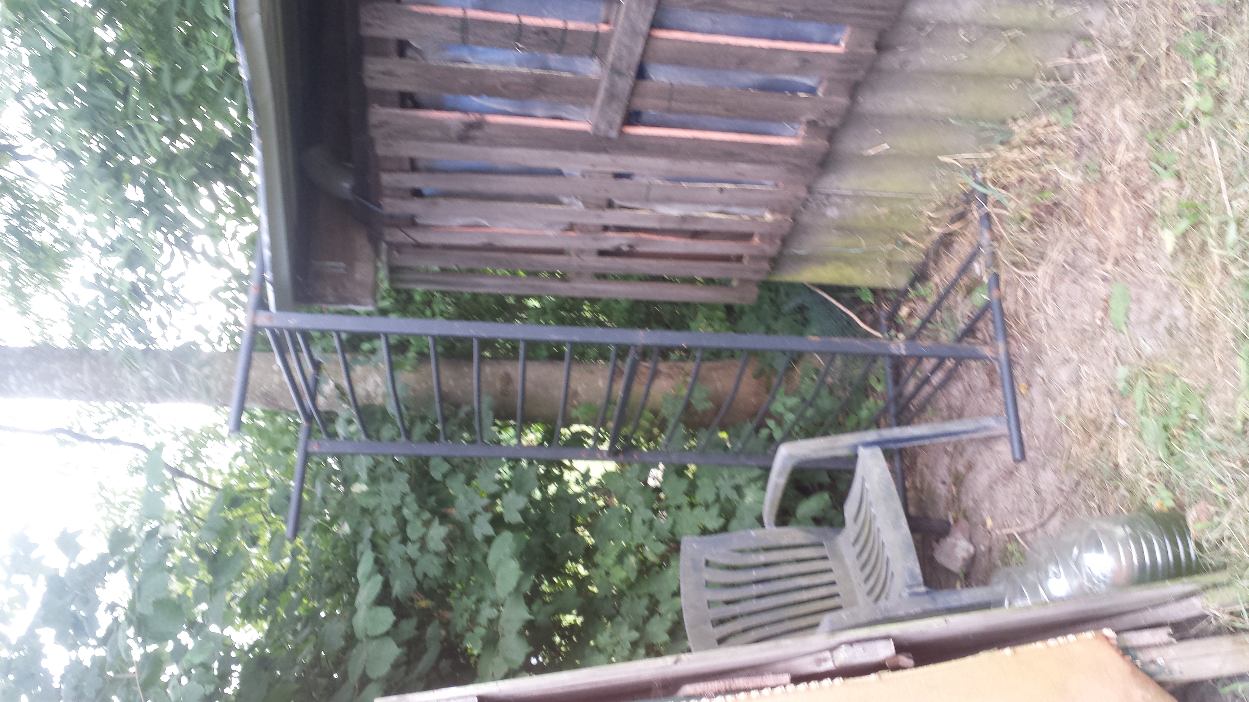 lit en metal noir � repeindre 10 Somain (59)