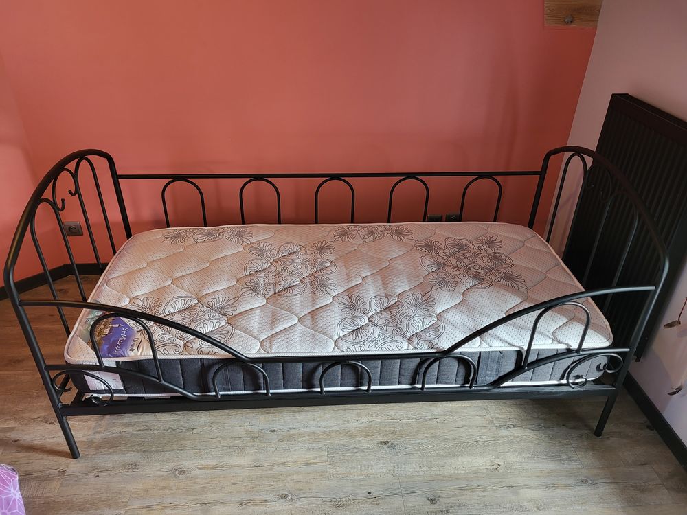 Lit en m�tal + sommier + matelas 90�190cm 190 Valognes (50)