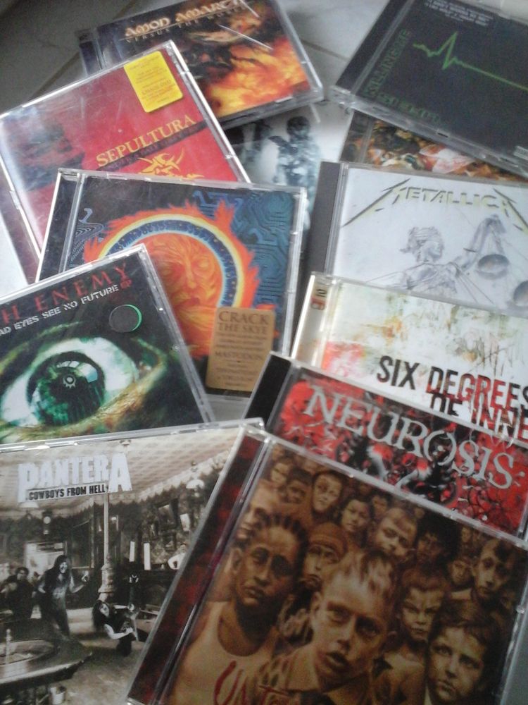 CD METAL, STONER, DARK ... 1 Jussey (70)