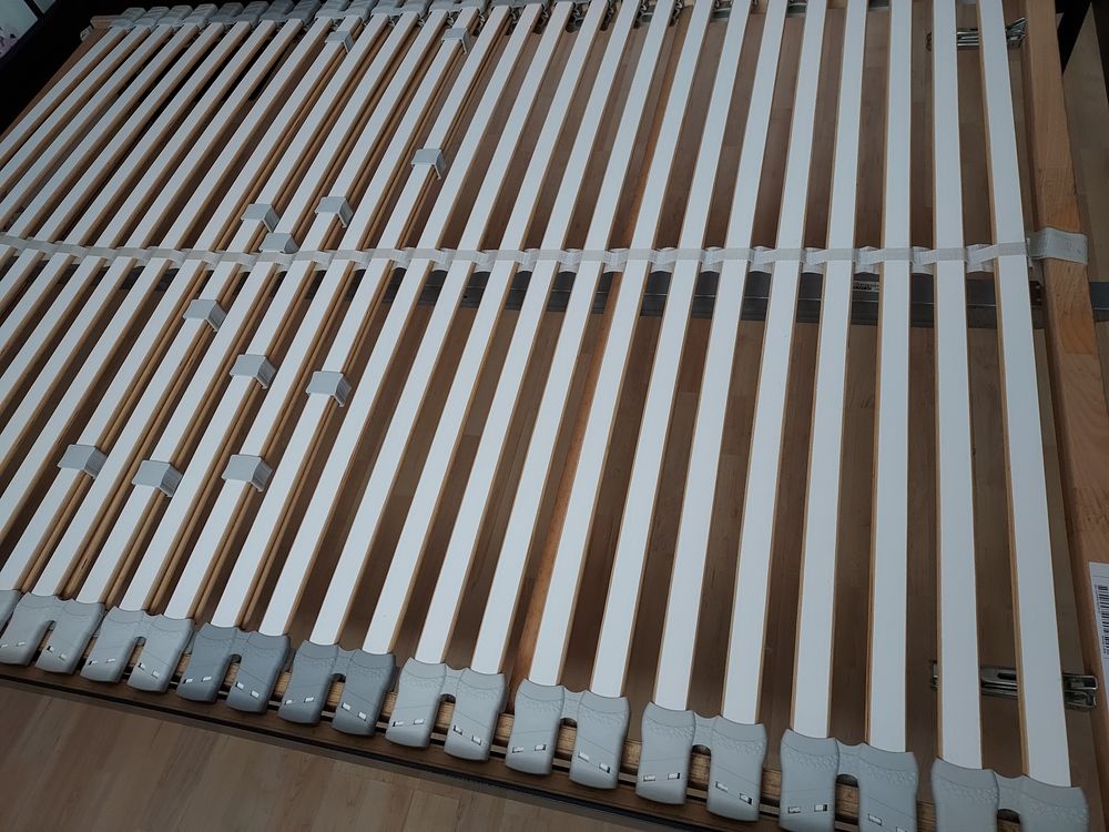 Lit m�tal 140 x 200 100 La Teste-de-Buch (33)