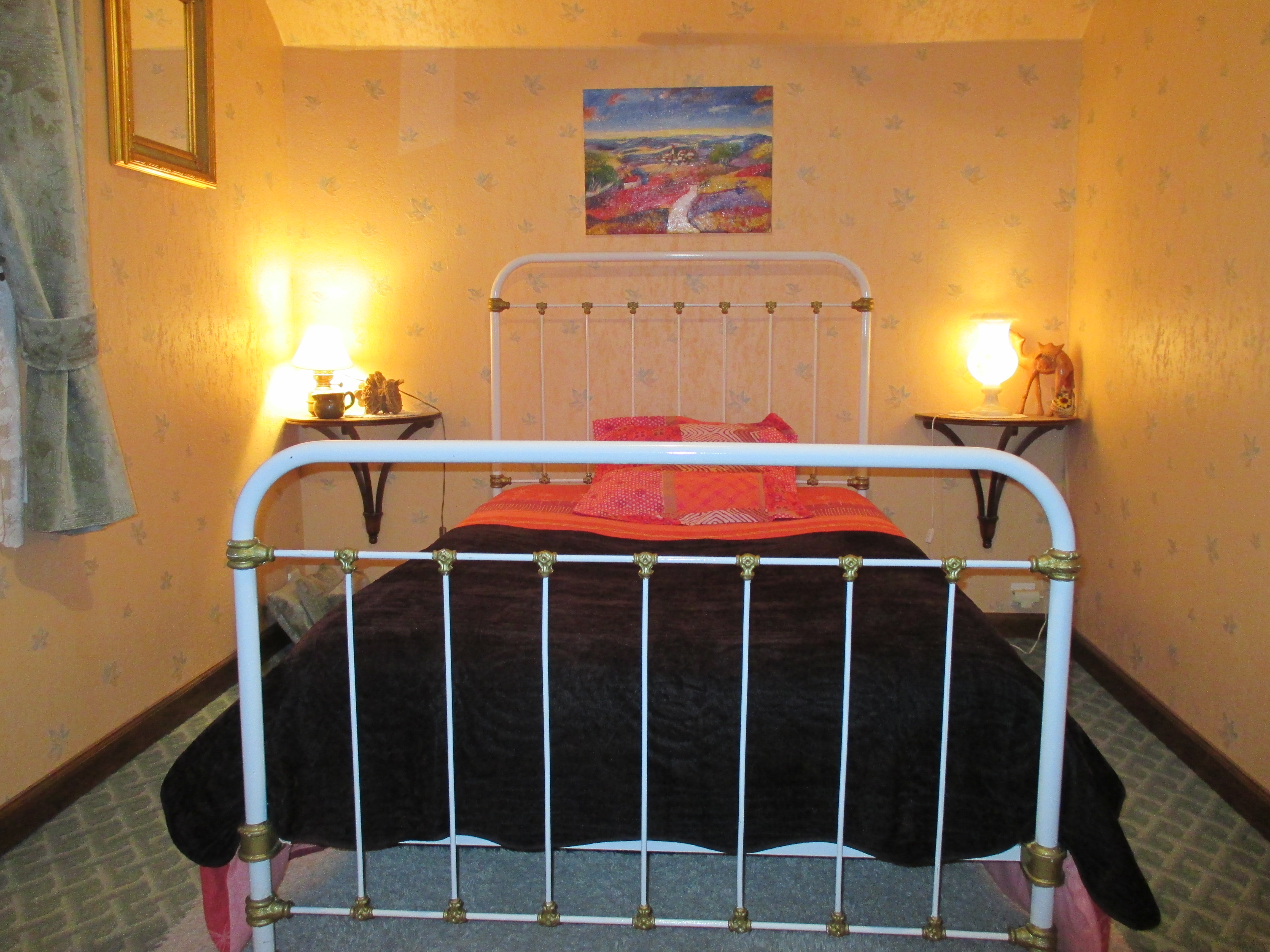 Lit m�tallique + sommier + matelas de qualit� 450 Auxerre (89)