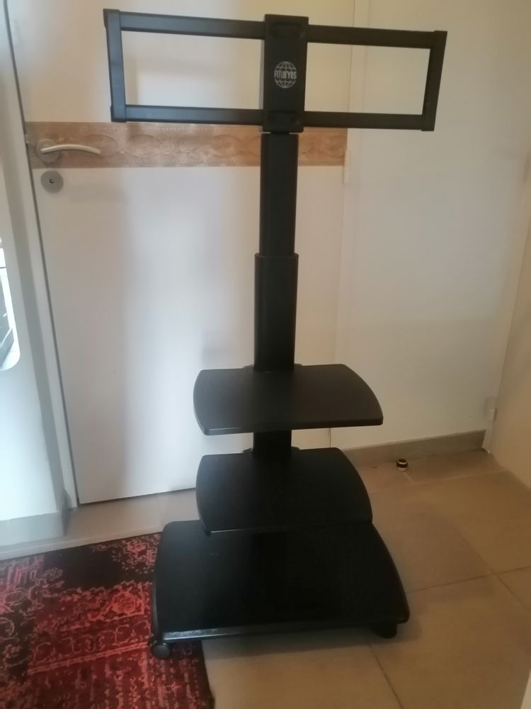 Meuble TV achet� sur Amazon il y a 1 an 80 Perpignan (66)