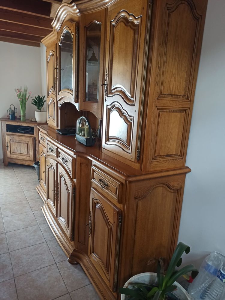 Meuble ancien ch�ne massif 300 Saint-Vivien-de-Blaye (33)