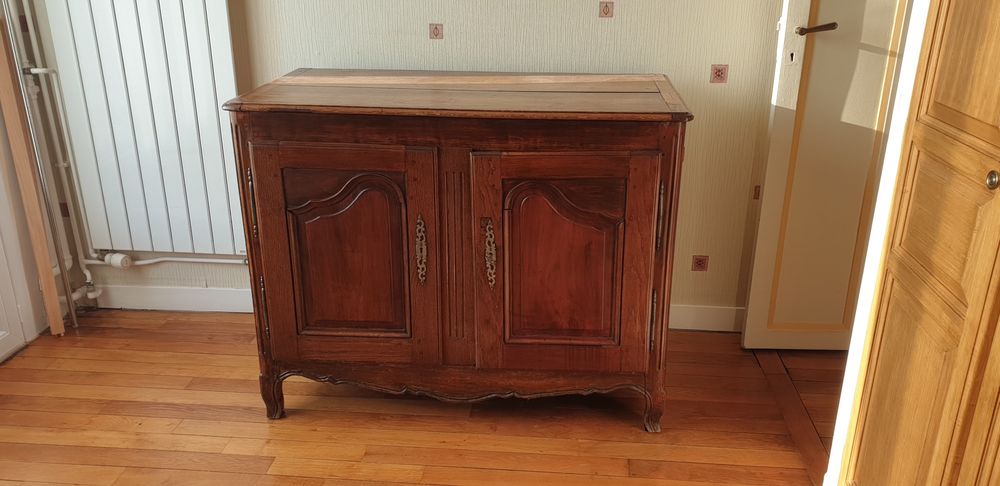 Meuble Ancien P�trin transform� en meuble t�l�vision 30 Antony (92)