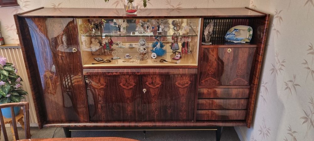 Meuble ancien. 500 Argenteuil (95)