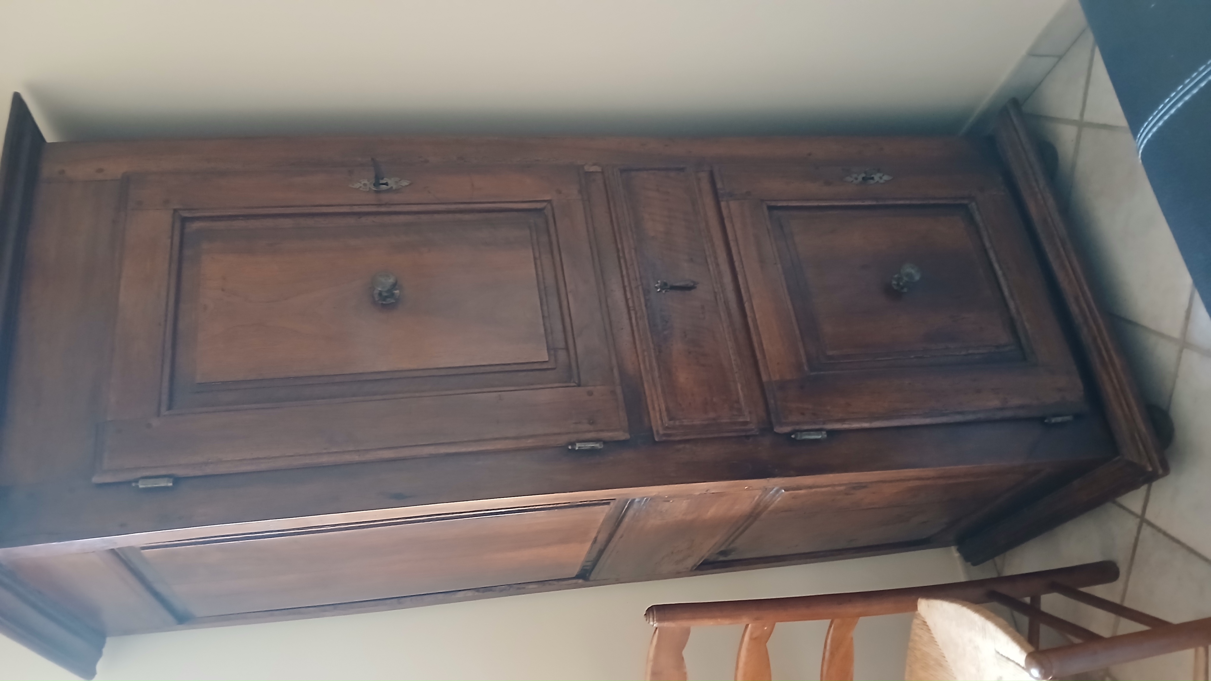 Meuble ancien 1000 Thiers (63)