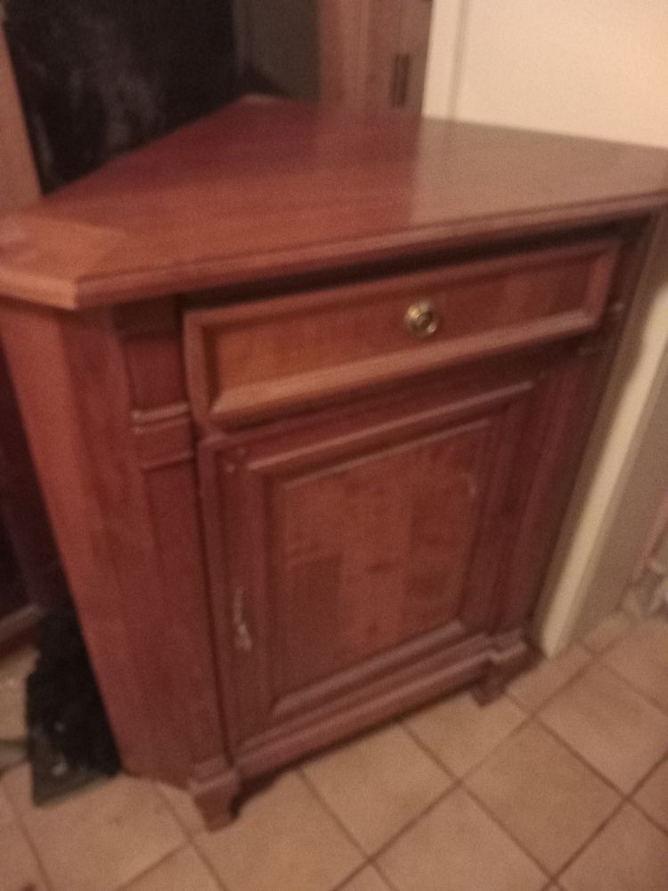 Meuble d'angle  artisanal 90 La Verrie (85)