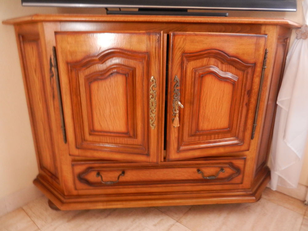 MEUBLE D'ANGLE 80 N�rigean (33)