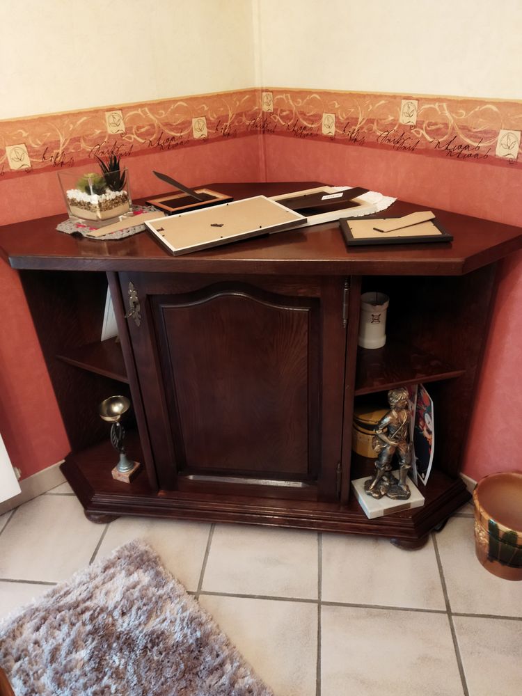 Meuble d'angle TV 80 M�n�treux-le-Pitois (21)