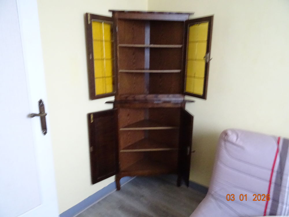 MEUBLE D'ANGLE 0 Luc� (28)