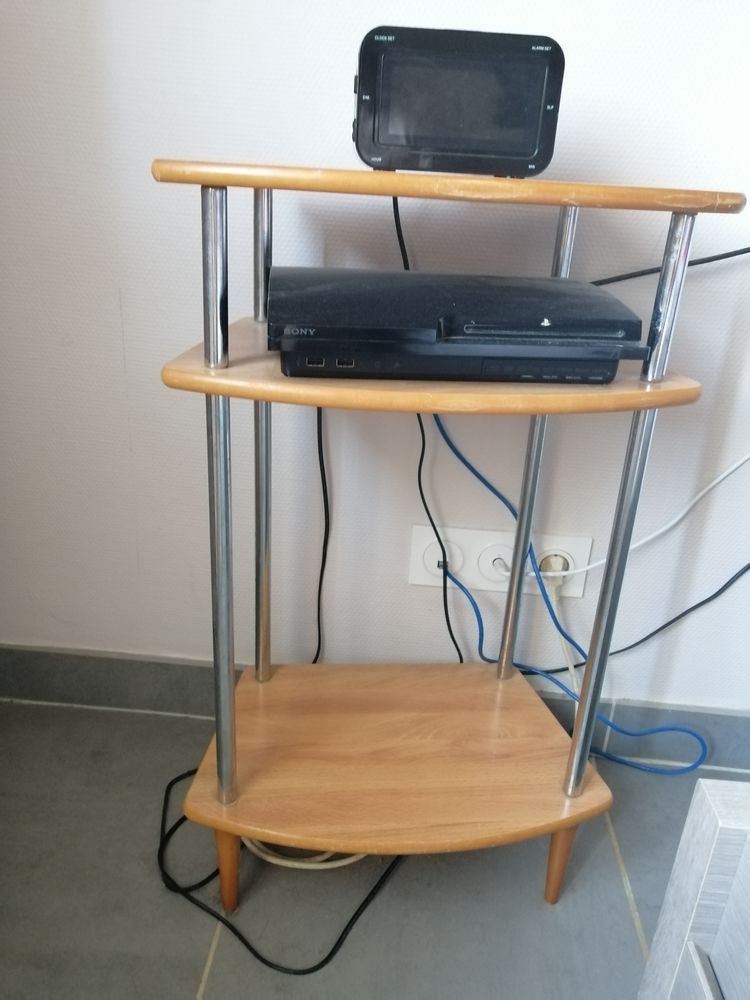 Meuble d'appoint 8 Cahors (46)