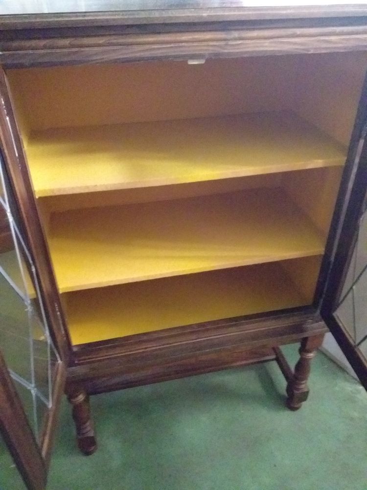 Meuble avec vitrine 55 La Roche-Derrien (22)