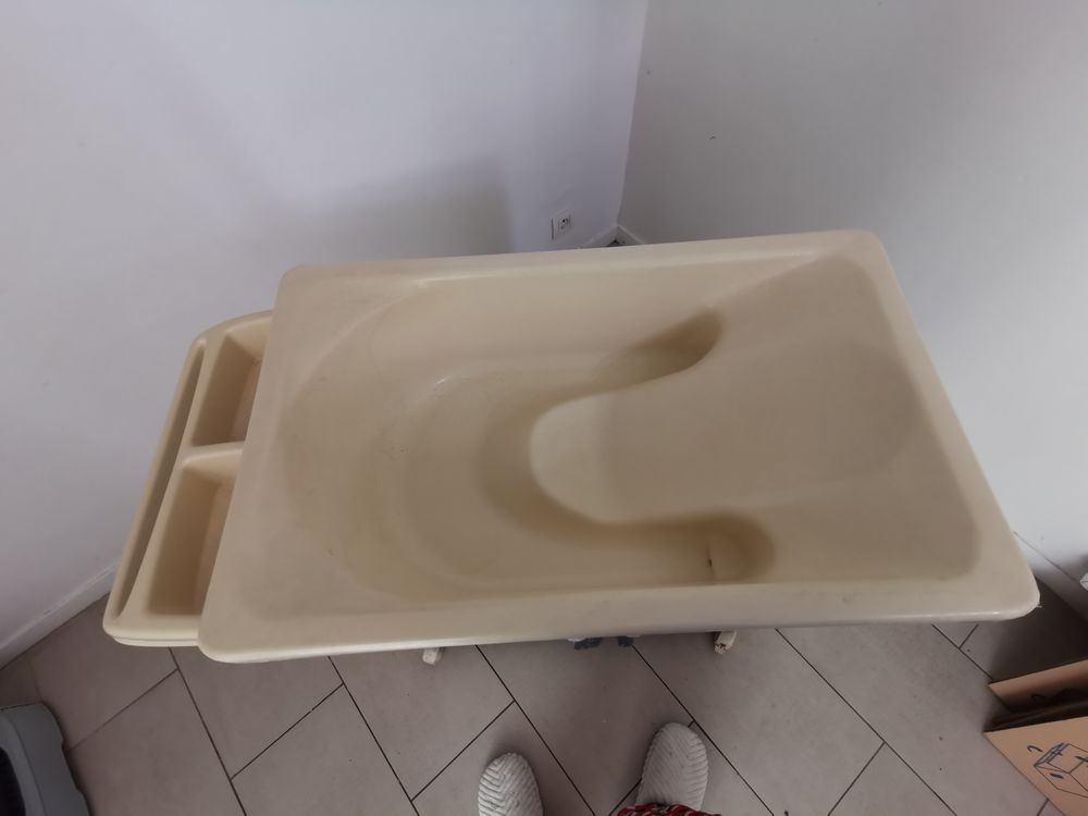 Meuble Baignoire bebe 50 Bondy (93)