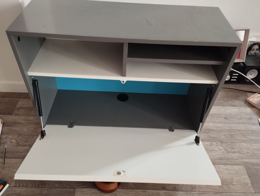 Meuble de TV blanc et. Gris (lamin� �pais/) 50 Versailles (78)