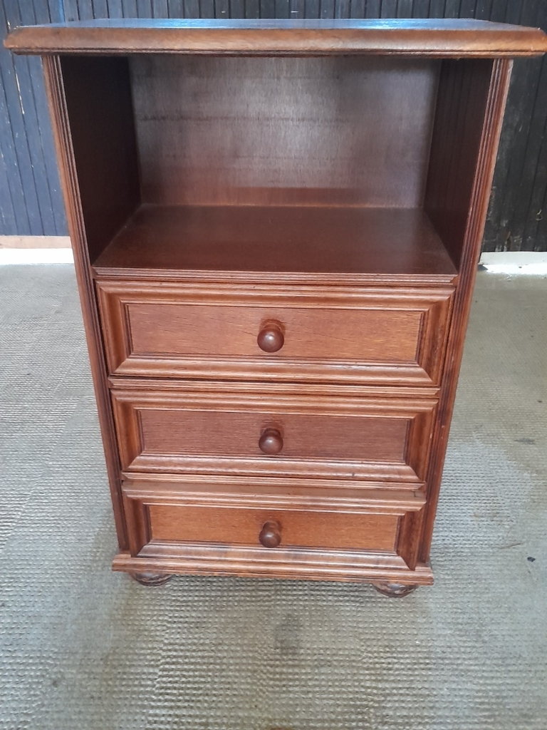 Meuble en bois avec �tag�re et tiroirs 40 Blois (41)