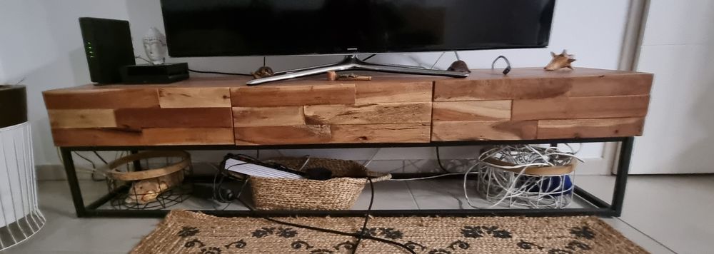 Meuble TV en bois exotique 220 Saint-Christophe-du-Bois (49)