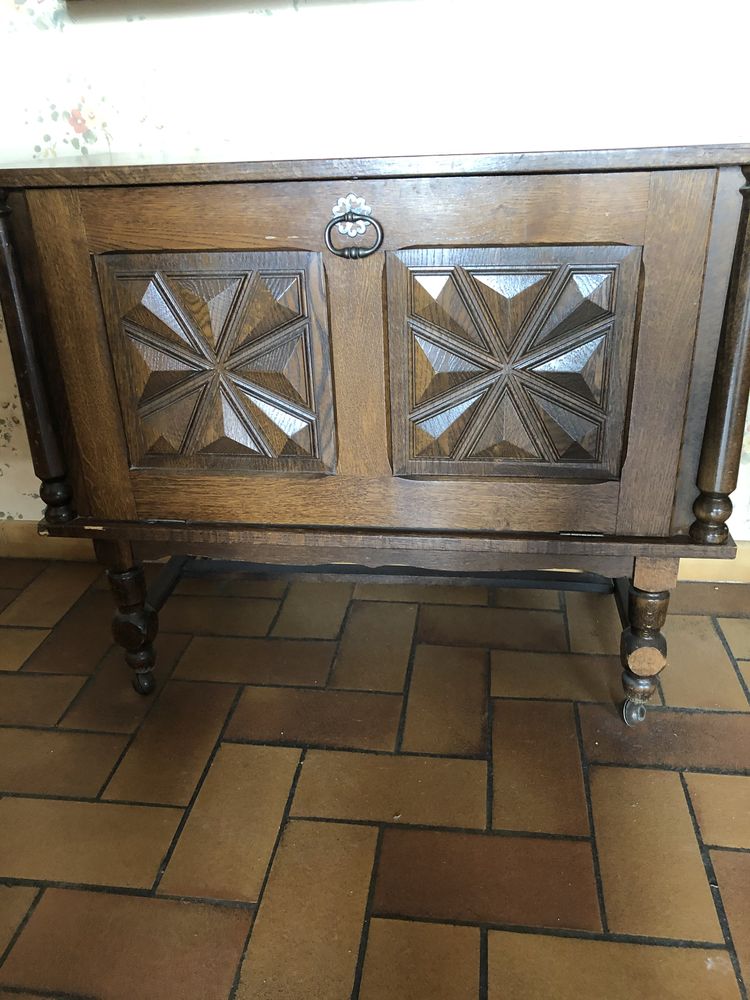 meuble bois de salon. 0 La Freissinouse (05)