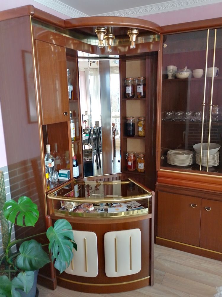 Meuble bar - buffet ann�es 70
270 Chelles (77)