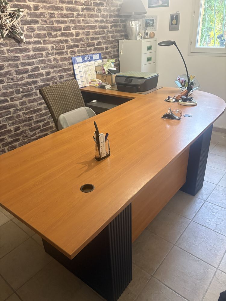 MEUBLE DE BUREAU DE DIRECTION EN NOYER 1400 Salon-de-Provence (13)