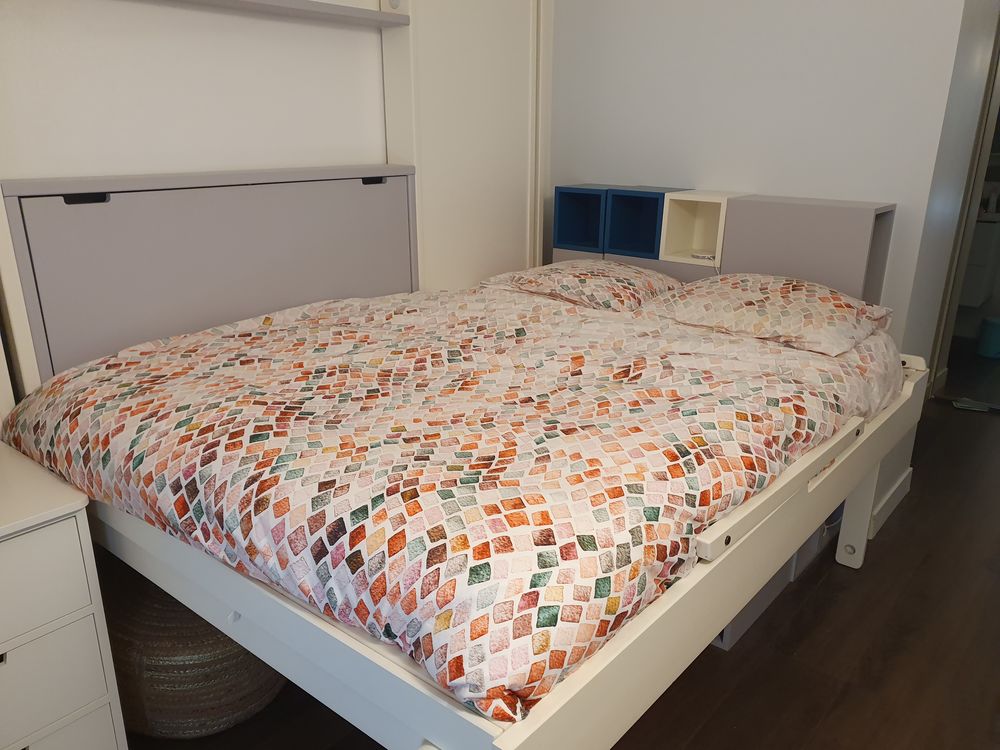 lit + meuble + bureau espace loggia excellent �tat 3000 Paris 17 (75)