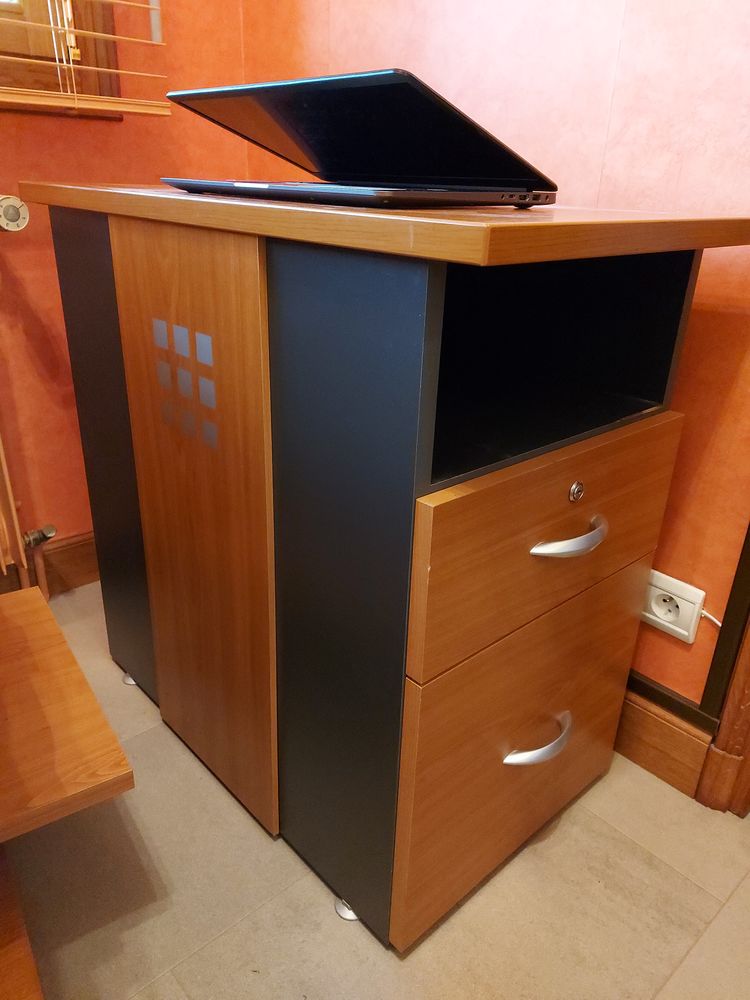 MEUBLE BUREAU EN TECK 40 F�re-Champenoise (51)