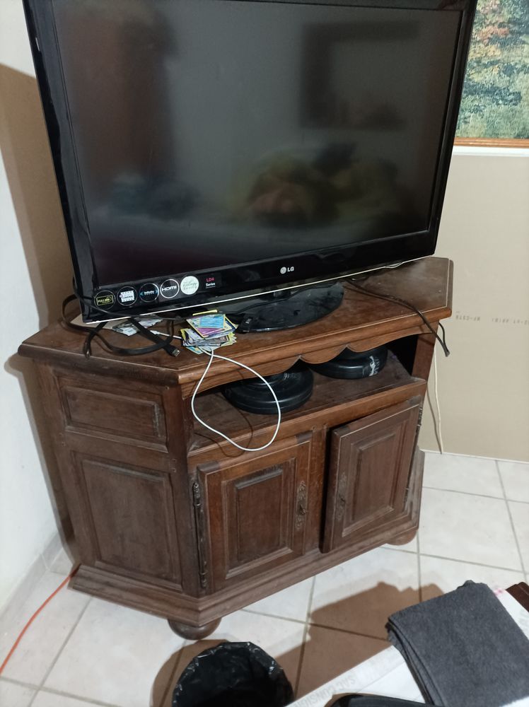 Meuble TV chaine massif 115 Dole (39)