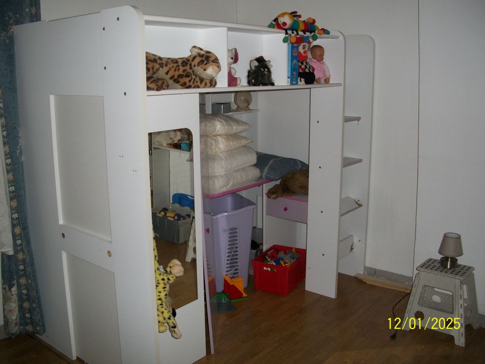 meuble chambre � coucher 150 Bayecourt (88)