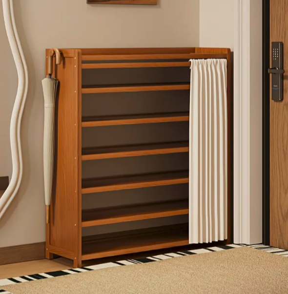 Meuble � chaussures en bois clair avec rideau ? rangement pr 35 Lyon 2 (69)