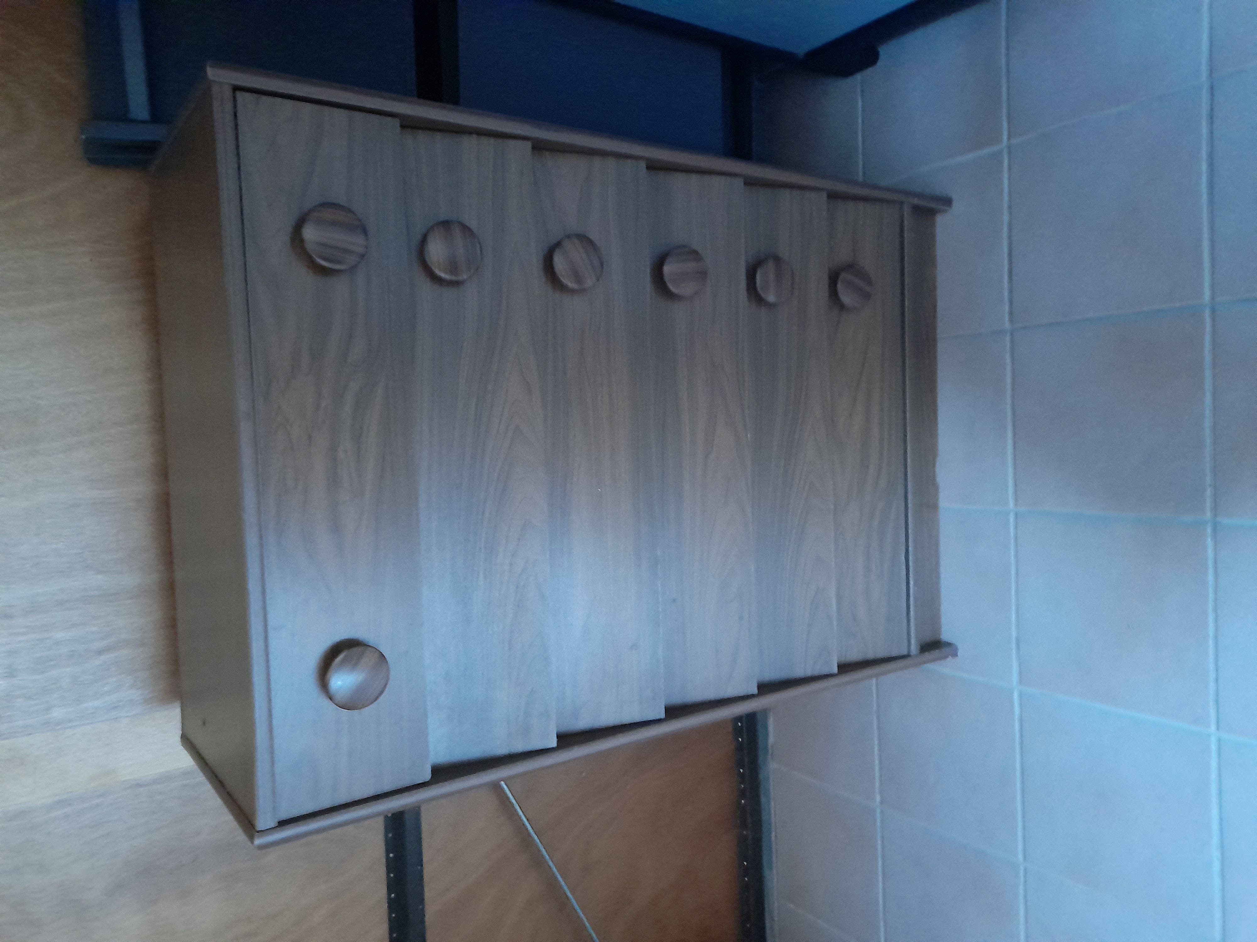 Meuble � chaussures 30 Saint-Julien-de-Peyrolas (30)