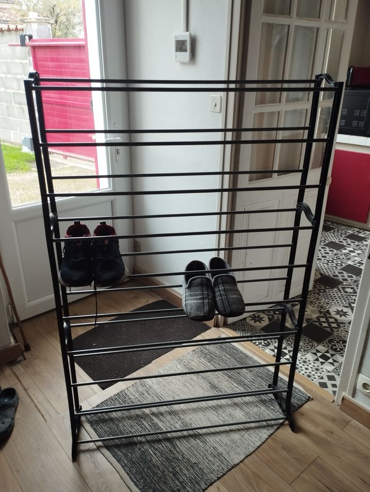 meuble a chaussures 15 Villeneuve-la-Comtesse (17)
