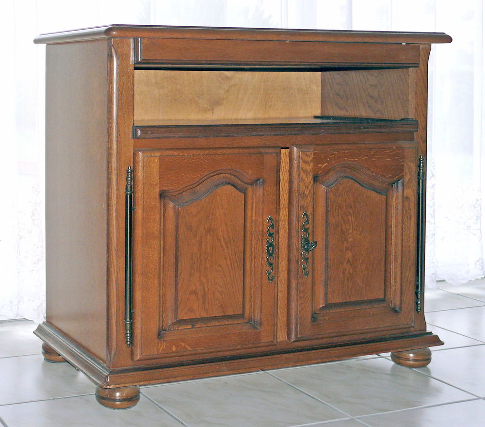 Meuble TV en ch�ne avec plateau orientable 50 Saint-Laurent-de-Mure (69)