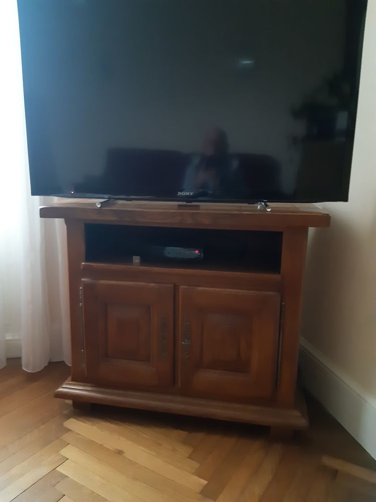 Meuble TV  ch�ne massif 65 Saint-Genis-Laval (69)