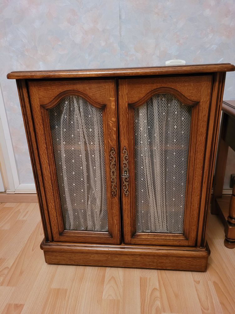 Meuble en ch�ne 30 Vulaines-sur-Seine (77)