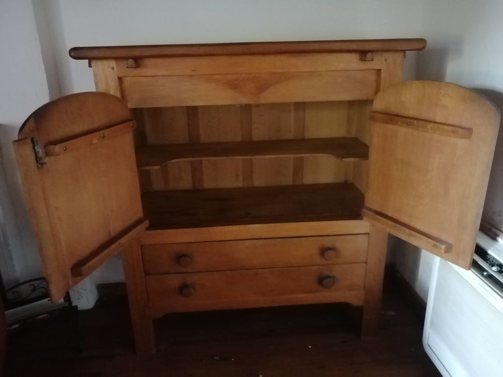 meuble bar en ch�ne. 200 Tresnay (58)