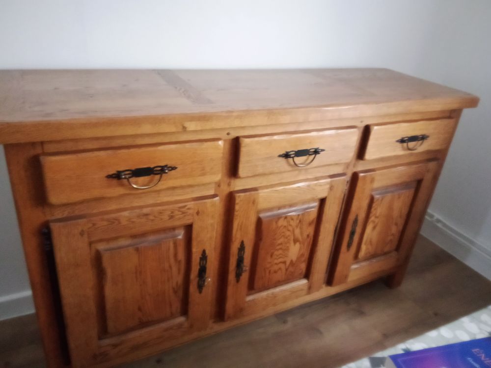 Meuble en ch�ne 450 Cosne-Cours-sur-Loire (58)