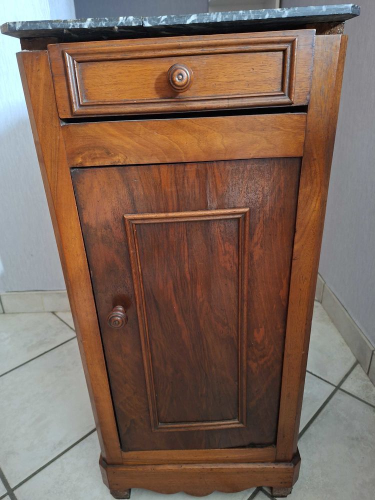 Meuble Chevet �    restaurer 50 Issou (78)