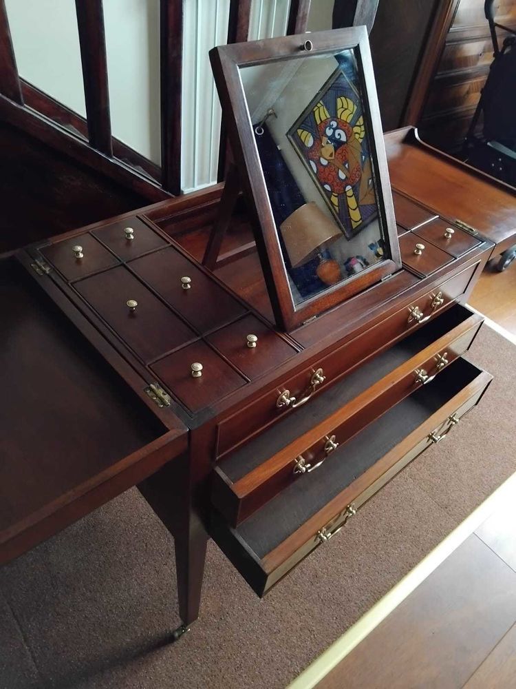 meuble coiffeuse d homme anglais 2400 Corbeil-Essonnes (91)