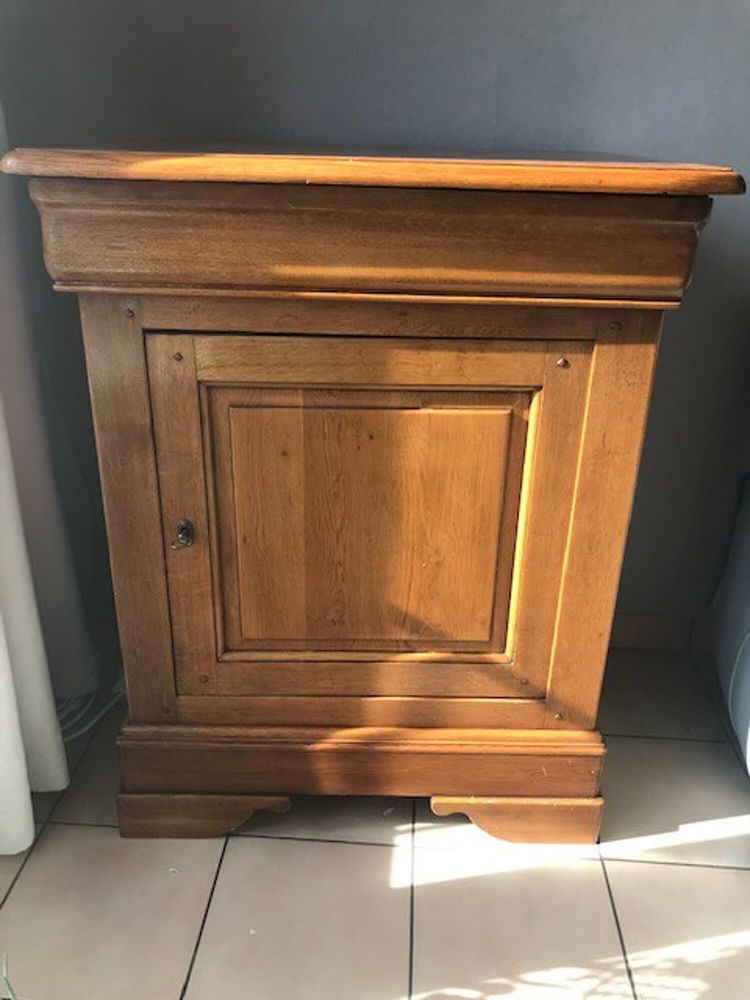 Meuble confiturier style Louis Phillippes en Merisier 160 Cerny (91)