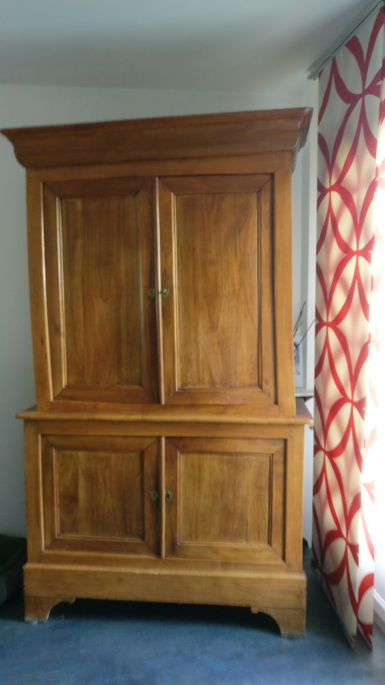 meuble 2 corps en merisier 250 Fosses (95)