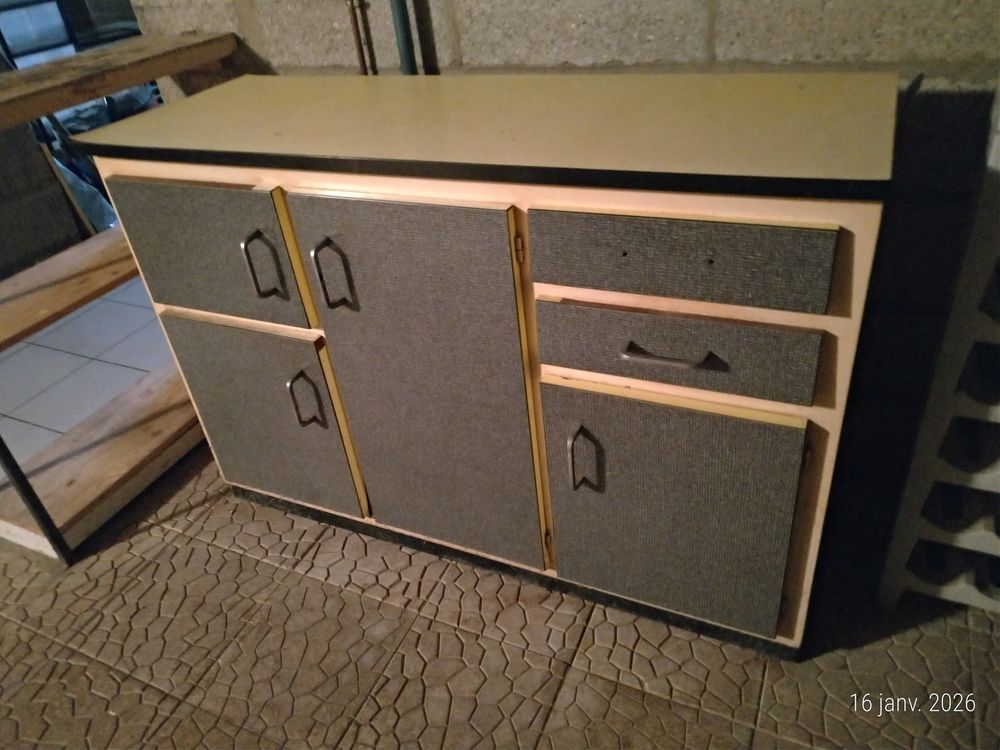 Meuble sol cuisine en formica 80 Saint-Riquier (80)