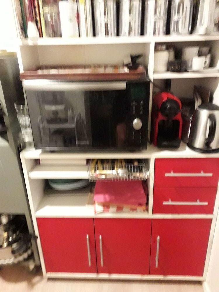 Meuble de cuisine  haut rouge et blanc
90 Paris 1 (75)