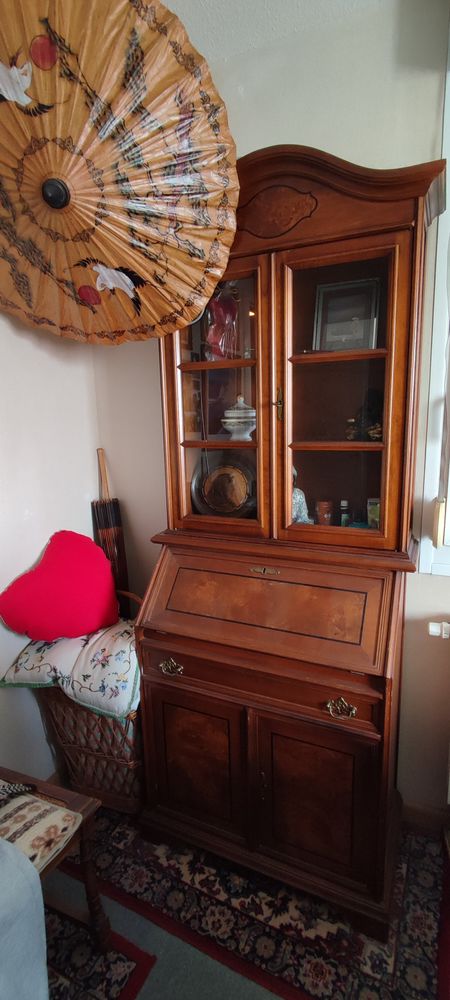 meuble en deux parties vitrine et secraitere 100 Bischheim (67)