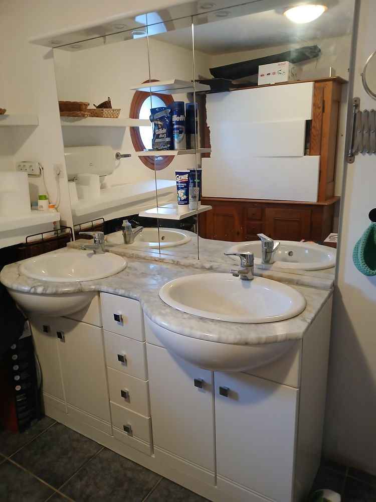 MEUBLE SDB DOUBLE VASQUE avec grand miroir et robinetterie 80 Lannion (22)