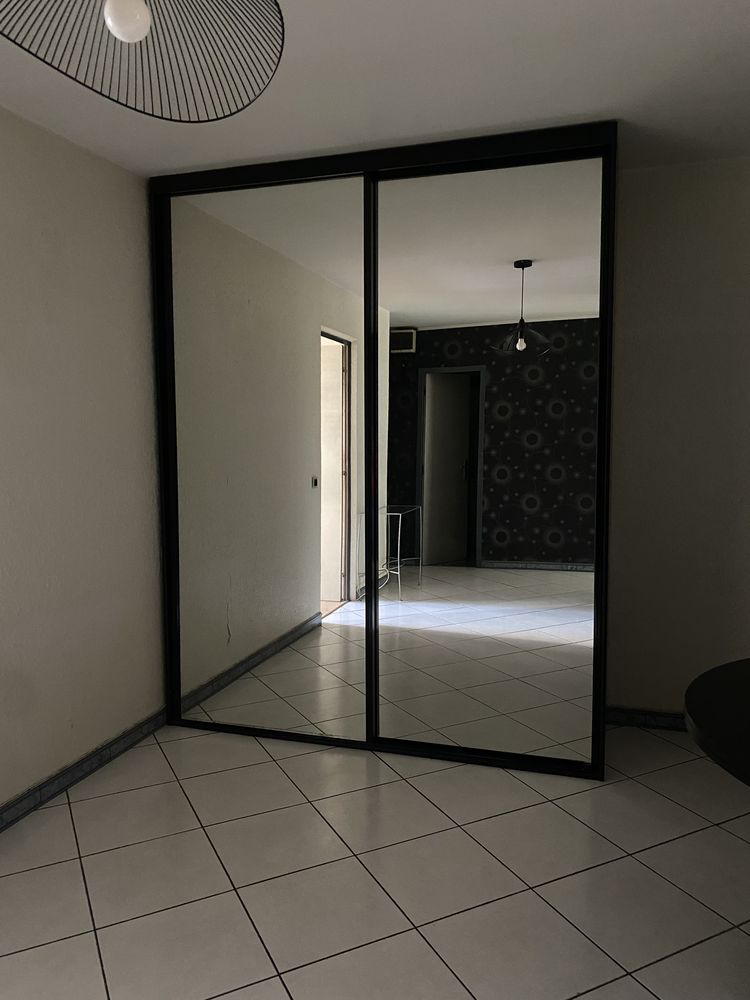 Meuble d'entr�e avec porte vitr�e 300 Bron (69)