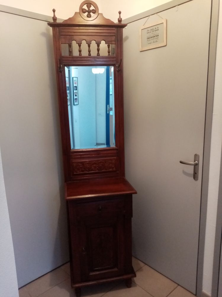 Meuble  d' entr�e vestiaire 
80 Cholet (49)