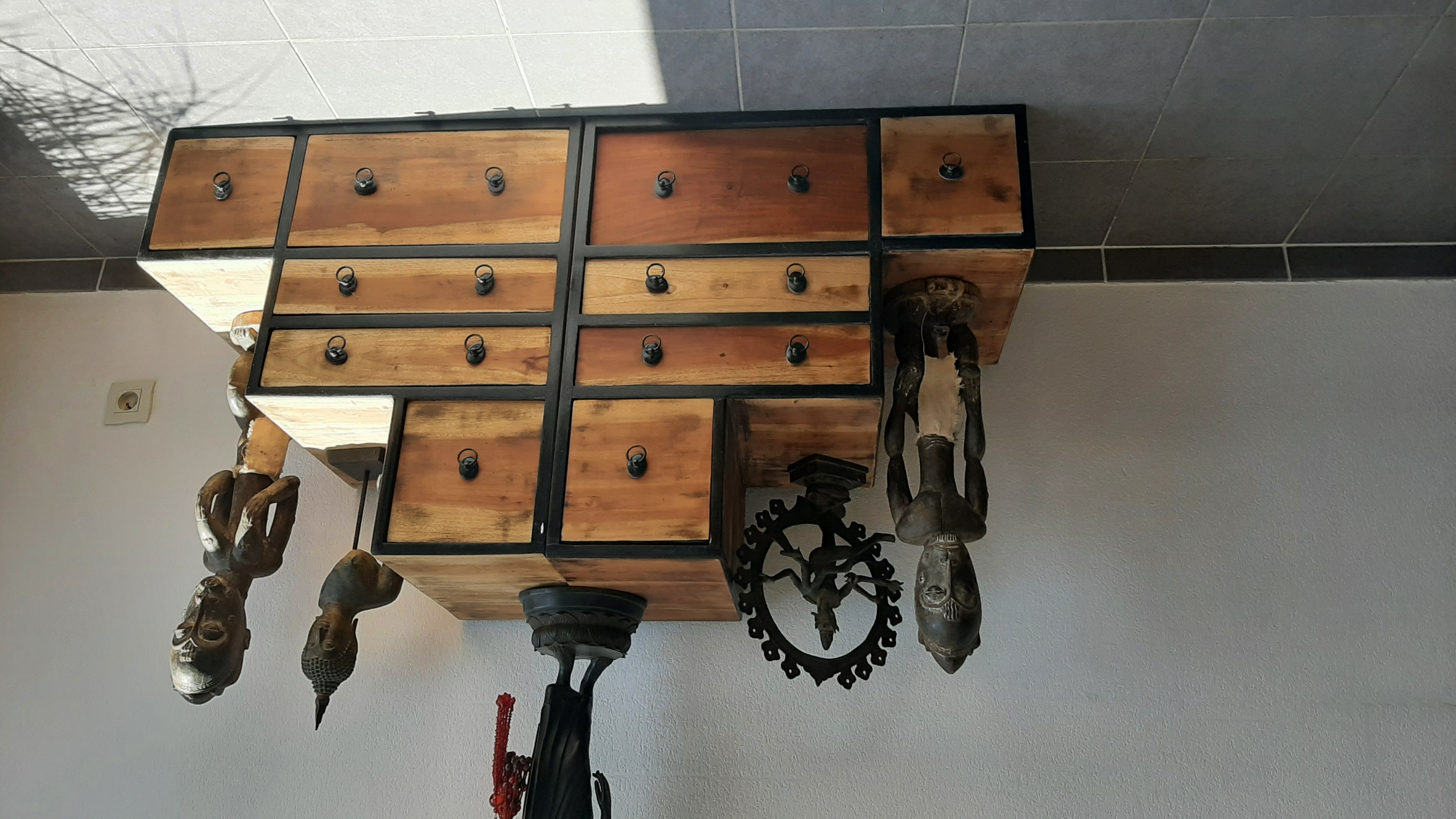 meuble escalier indon�sien 150 Montpellier (34)