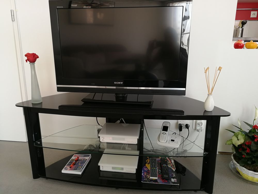 Meuble �tag�res vitr�es 60 Combs-la-Ville (77)