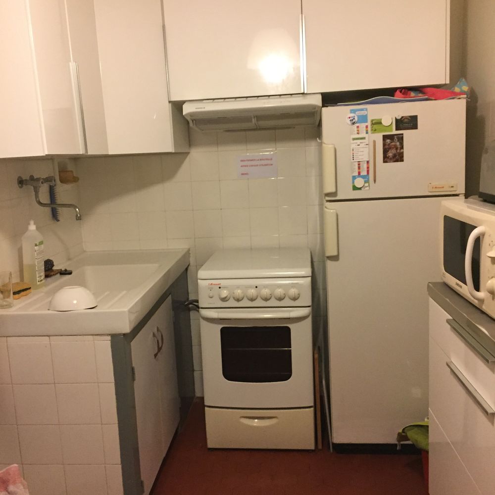  meuble haut cuisine, hotte, frigidaire , gazin�re 100 Sanary-sur-Mer (83)